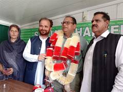 
      
      PoK: Zulfiqar Haider Raja joins UKPNP 
      
      