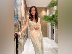 
      
      Sanaya Irani recalls working in TV show 'Iss Pyaar Ko Kya..'
      
      