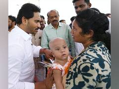 
      
      Andhra CM extends financial help to cancer-stricken girl
      
      
