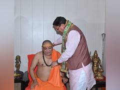 
      
      Uttarakhand CM Dhami visits Jagatguru Ashram
      
      