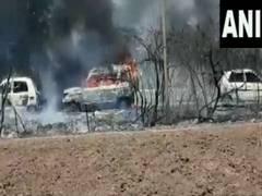 
      
      Gujarat: Five parked cars gutted due to fire in Botad
      
      