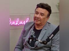 
      
      Anu Malik shares story behind 'Sandese Aate Hai'
      
      