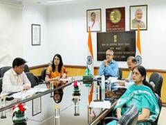 
      
      Food secy discusses ways to ensure benefit of cooling wheat price
      
      