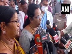
      
      Chairperson of TN Commission for Women visits Army jawan's wife
      
      