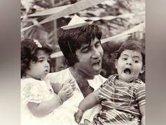 
      
      Big B drops old picture with Shweta Bachchan, Twinkle Khanna
      
      