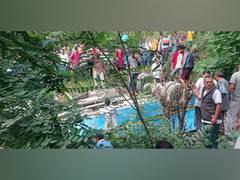 
      
      Himachal govt announces compensation in Kullu bus accident
      
      