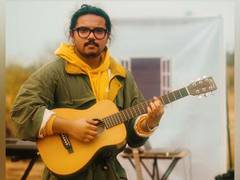 
      
      Singer Rahul Kamble makes his debut with 'Chalna Aage Kaafi'
      
      