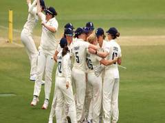 
      
      England Women's Tammy Beaumont stands solid with 65*
      
      