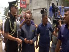 
      
      Panchayat poll: West Bengal Guv visits violence-hit Bhangar
      
      