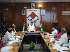 
      
      Uttarakhand: CM directs for speedy disposals of pending cases
      
      