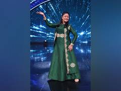 
      
      Aruna Irani recalls shooting for the song 'Dekha Na Haye Re' 
      
      