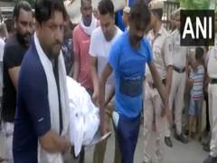 
      
      Mortal remains of 2 sisters shot dead in Delhi brought home
      
      