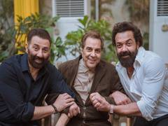 
      
      Dharmendra receives Father's Day wishes from Sunny, Bobby, Esha
      
      