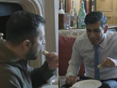 
      
      UK PM Sunak shares 'barfi' with Ukraine Prez Zelenskyy
      
      