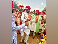 
      
      Abhay Deol shares pic with Sunny, Bobby from Karan Deol's wedding
      
      
