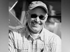 
      
      'Flying Wild Alaska' star Jim Tweto  dies in plane crash
      
      