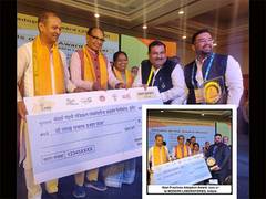 
      
      Modern Laboratories, Nandani Medical Labs Awarded by CM
      
      