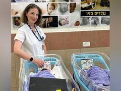 
      
      Quick-thinking Israeli midwife saves mother, baby
      
      