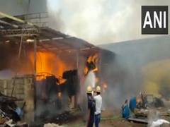 
      
      Fire breaks out at furniture shop in Gujarat's Rajkot
      
      