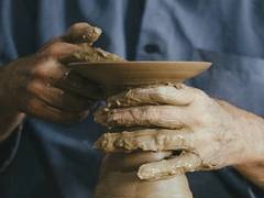 
      
      Exhibition of handmade, local products held in Afghanistan
      
      