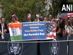
      
      US: Huge crowd gathers outside White House to welcome PM Modi
      
      