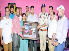 
      
      J-K: Devotees throng Baba Chamliyal shrine in Samba
      
      