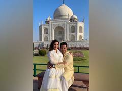 
      
      Rohit Bose Roy shares adorable picture with his wife
      
      