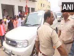 
      
      Akhilesh Yadav, Raghav Chadha, Uddhav Thackeray in Patna
      
      