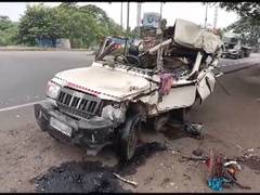 
      
      Two killed, three injured in jeep-truck collision in Andhra
      
      