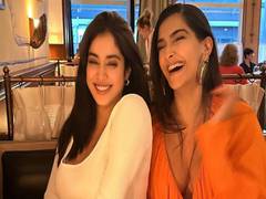 
      
      Kapoor Cousins, Janhvi, Sonam, Rhea vacationing in London
      
      