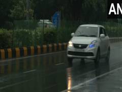 
      
      Heavy rainfall, thunderstorm lash parts of Delhi-NCR
      
      