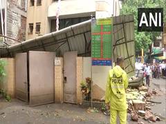 
      
      Mumbai: Portion of building collapsed in Ghatkopar
      
      