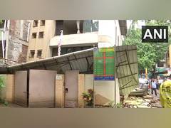 
      
       Mumbai building collapse: 4 rescued, 2 still trapped
      
      