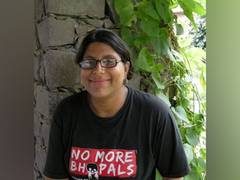 
      
      Bhopal gas tragedy: Activist calls on Centre to make US firm pay
      
      