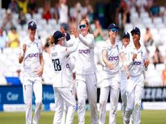 
      
      Women's Ashes: England's bowlers hurt Aussies
      
      