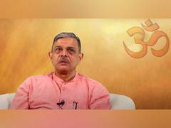 
      
      RSS leader Hosabale recalls police torture during Emergency
      
      