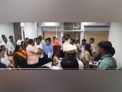 
      
      Shiv Sena (UBT) leader Anil Parab booked, 4 held for...
      
      