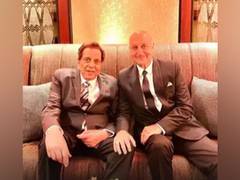 
      
      Dharmendra recites poem on 'Maa,' Anupam Kher shares video
      
      