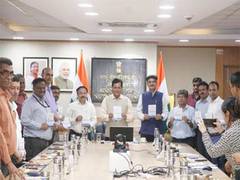 
      
      Union Minister Sonowal launches new CSR guidelines for ports
      
      