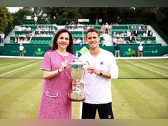 
      
      Nita Ambani presents inaugural Reliance Foundation ESA Cup
      
      