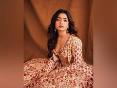 
      
      Rashmika Mandanna begins shooting for 'Pushpa 2'
      
      