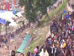 
      
      1st batch of pilgrims begins Amarnath Yatra from J-K's Ganderbal
      
      