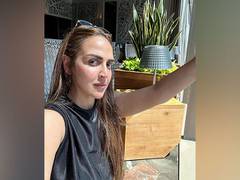 
      
      Here's how Esha Deol welcomes July month
      
      