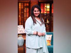 
      
      Reena Roy remembers how Nargis helped her to bag a role 
      
      