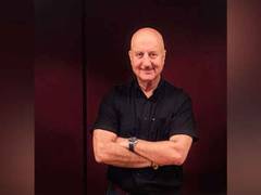 
      
      Guru Purnima 2023: Anupam Kher shares special wish for his Gurus 
      
      