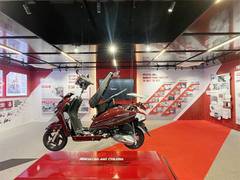 
      
      Honda Global creates Hi-tech Experience Galleries 
      
      