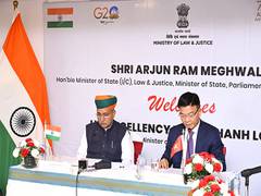 
      
      Union Minister Meghwal, Vietnamese counterpart hold meeting 
      
      