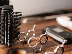 
      
      Afghanistan: Taliban asks beauty salon owners to close
      
      
