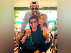 
      
      Ranbir- Riddhima celebrate their mother Neetu's birthday in Italy
      
      