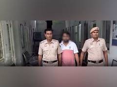 
      
      Gang busted for fraud of getting online doctor's appointment
      
      